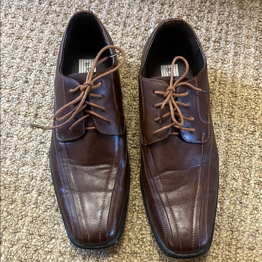 Brown Bravo! with Polished Leather and Square Toe Design
